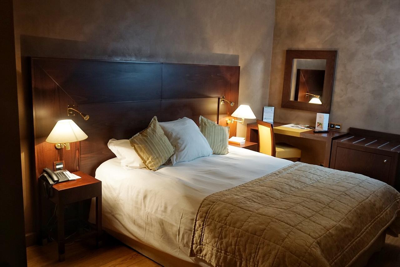 Hotel & Restaurants - Maison Chabran Pont-de-lʼIsère المظهر الخارجي الصورة