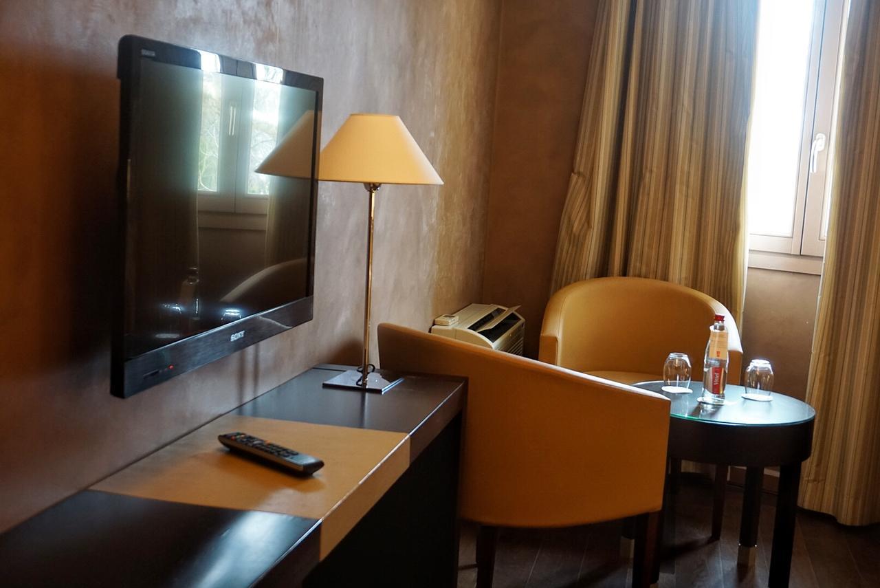 Hotel & Restaurants - Maison Chabran Pont-de-lʼIsère المظهر الخارجي الصورة